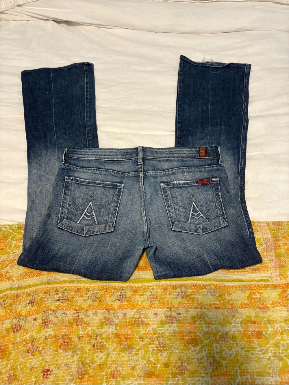Seven For All Mankind A Pocket Low Rise boot cut jeans size 31